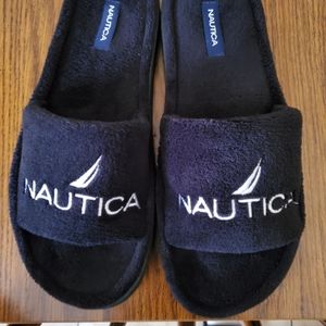 Mens nautica slides size 10.5